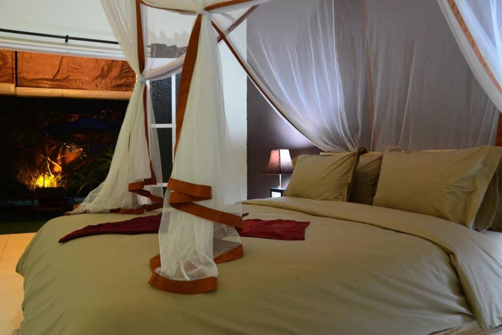 Villa Eden Seminyak Екстериор снимка